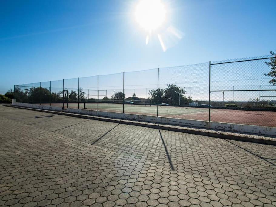 Lake Apartment - Pool And Sea View & Tennis Court & Bbq Pera Ngoại thất bức ảnh