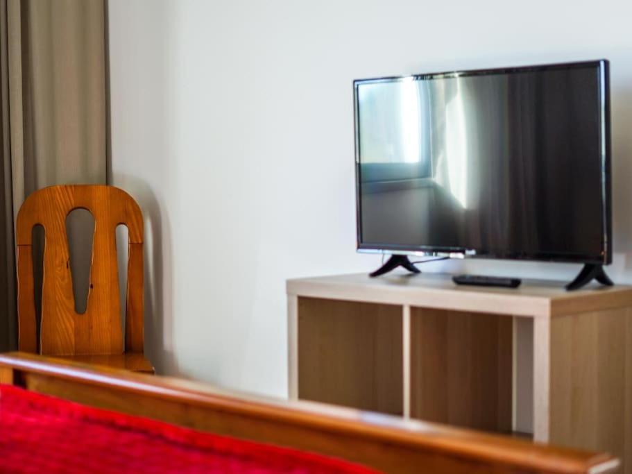 Lake Apartment - Pool And Sea View & Tennis Court & Bbq Pera Ngoại thất bức ảnh